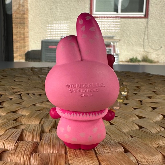 Tokidoki My Melody Vinyl Figure Cherry Blossom Dango Sanrio Hello Kitty series 3 - Picture 5 of 6